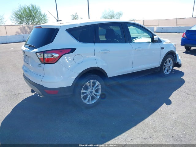 1FMCU0G94HUB83182 Ford Escape
