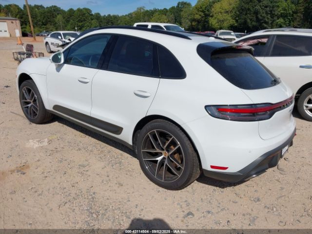 2025 PORSCHE MACAN WP1AA2A53SLB01007 Photo 2