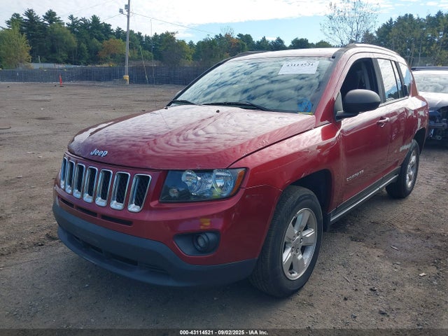 Jeep 2015 2015 1C4NJCBA3FD208918 Image 2