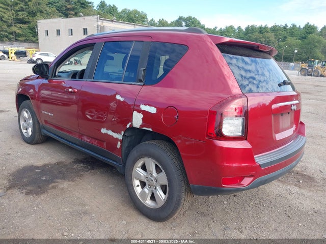 Jeep 2015 2015 1C4NJCBA3FD208918 Image 3
