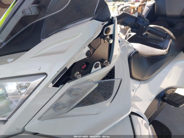 Can-Am Spyder Roadster Rt/rts/rt Limited 2014 2BXNBDD13EV002534 Image 13