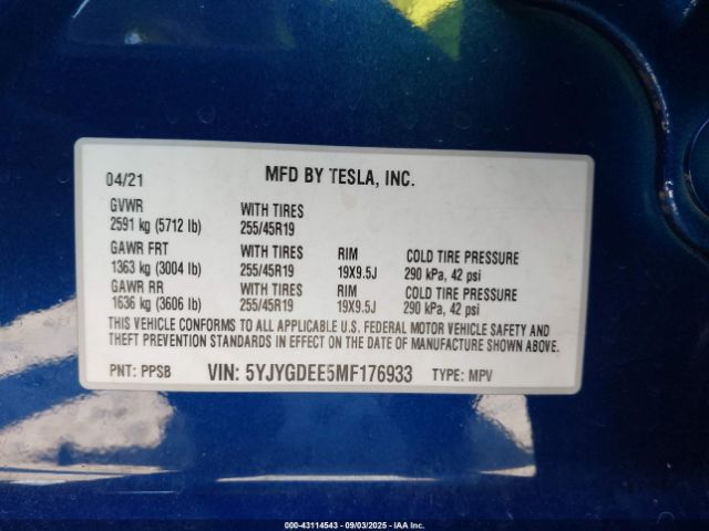 2021 TESLA MODEL Y 5YJYGDEE5MF176933 Photo 8