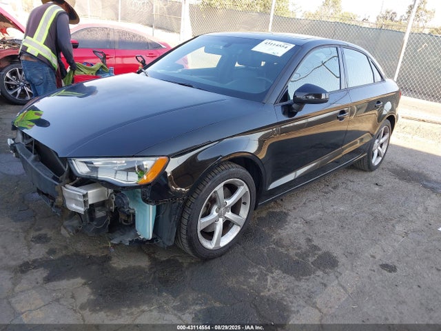 2016 AUDI A3 WAUA7GFF4G1043293 Photo 1