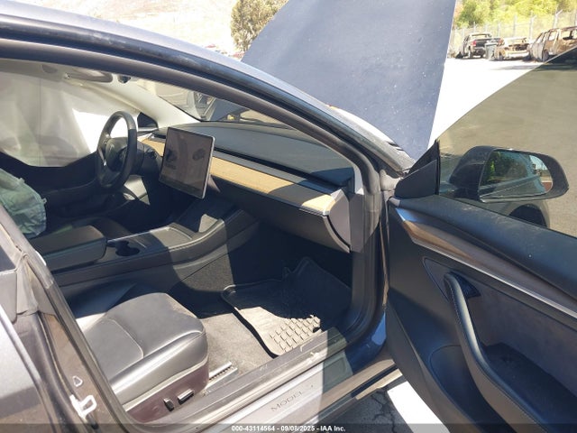 2022 TESLA MODEL 3 5YJ3E1EA4NF210499 Photo 4