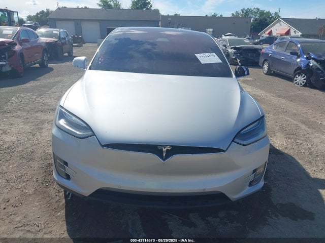 Aukcja sprzedaży 2017 Tesla Model X 100d/75d/90d, vin: 5YJXCAE2XHF048804, numer aukcji: 43114570
