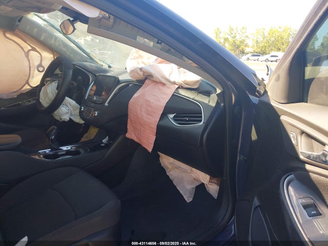 2025 CHEVROLET MALIBU 1G1ZD5ST1SF115845 Photo 4