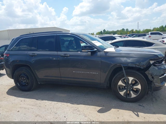 1C4RJYB62RC117174 Jeep 2024
