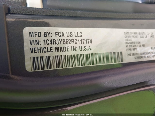 1C4RJYB62RC117174 Jeep 2024