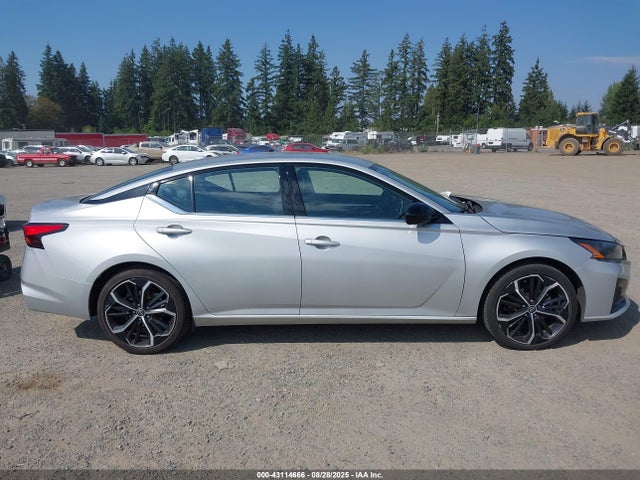 1N4BL4CV3PN370926 Nissan 2023
