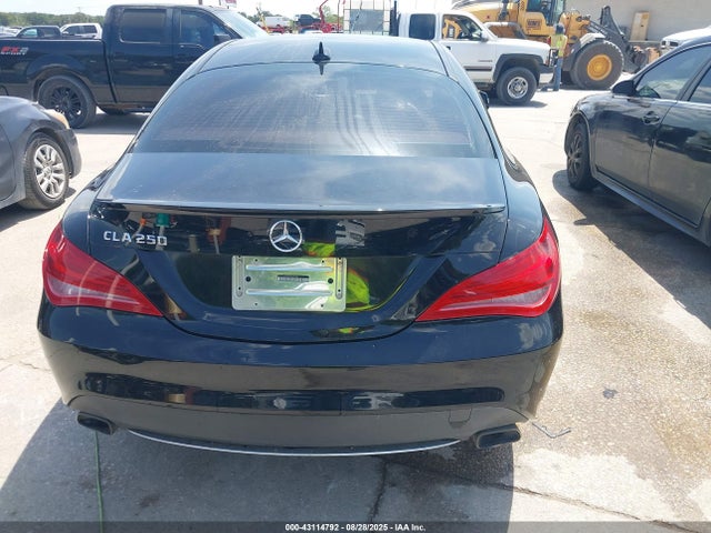 Mercedes-Benz CLA-Class 2014 WDDSJ4EB0EN039386 Image 16