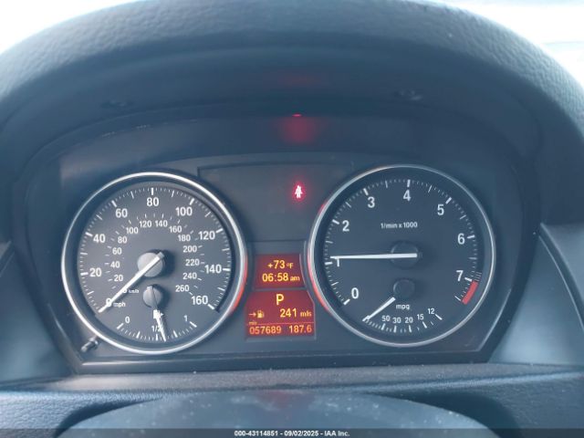 2015 BMW X1 WBAVM1C51FVW57700 Photo 6