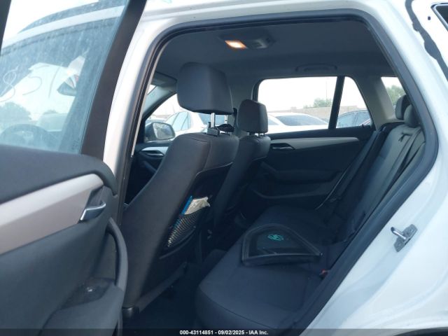 2015 BMW X1 WBAVM1C51FVW57700 Photo 7