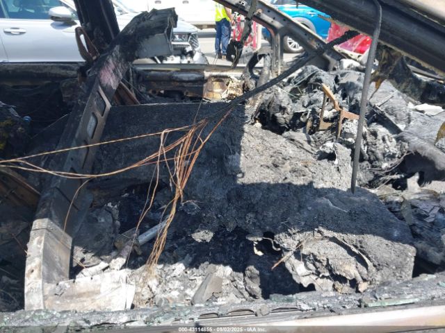 2022 CHRYSLER VOYAGER 2C4RC1CGXNR218618 Photo 4