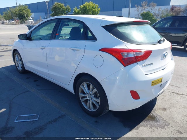Hyundai ELANTRA GT 2014 KMHD35LH1EU215468 Image 13
