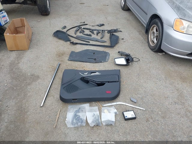 Mercedes-Benz m270 2019 WDDSJ4GB0KN723279 Image 12