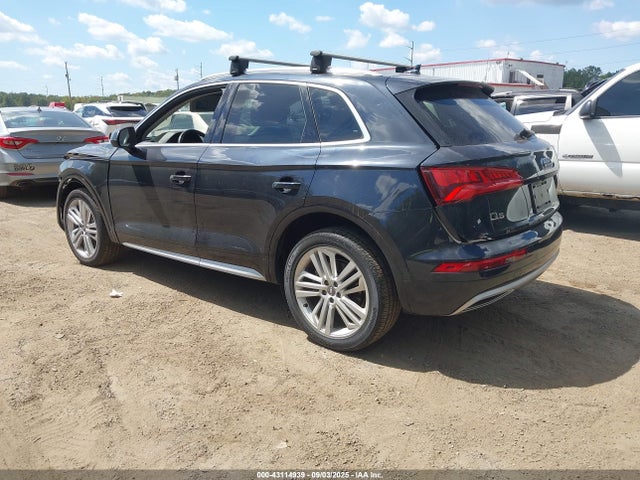 2020 AUDI Q5 WA1BNAFY9L2104048 Photo 2