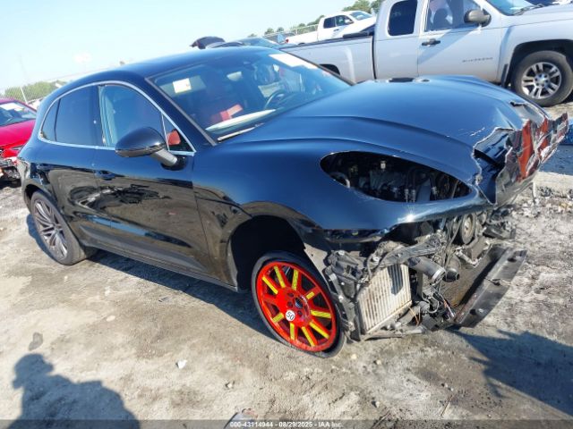 2017 PORSCHE MACAN WP1AB2A57HLB13439