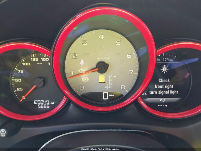 2017 PORSCHE MACAN WP1AB2A57HLB13439 Photo 6