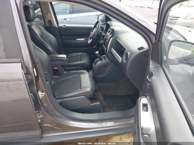 1C4NJCEA1GD666311 Jeep Compass