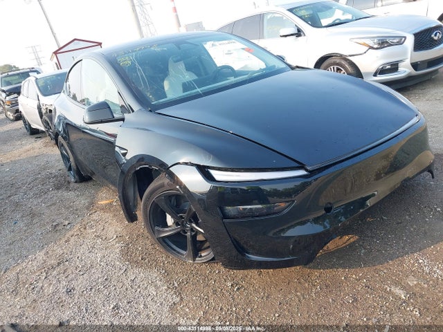 2026 TESLA MODEL Y 7SAYGDEEXTF372318 Photo 0