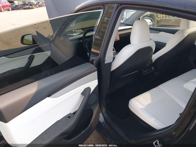 2026 TESLA MODEL Y 7SAYGDEEXTF372318 Photo 7