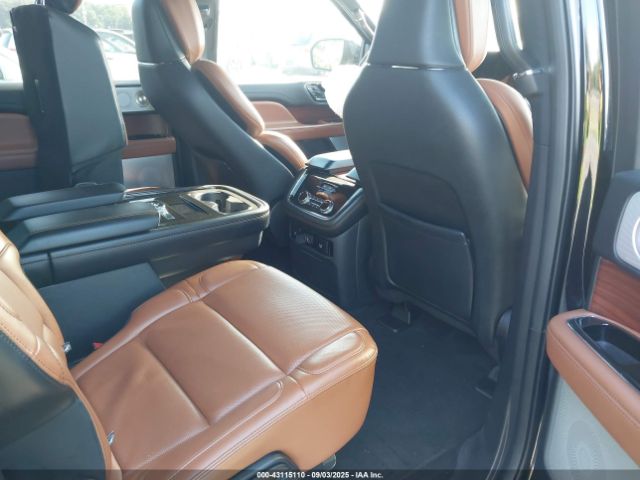 2021 LINCOLN NAVIGATOR 5LMJJ3LTXMEL11283 Photo 7