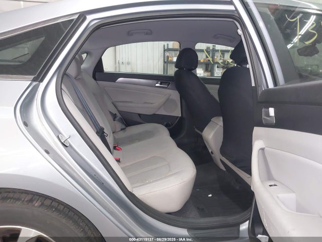 Продажа на аукционе авто 2016 Hyundai Sonata Sport, vin: 5NPE34AF3GH340716, номер лота: 43115137