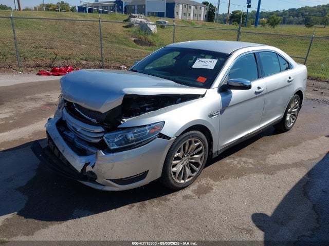 1FAHP2F8XKG108987 Ford 2019