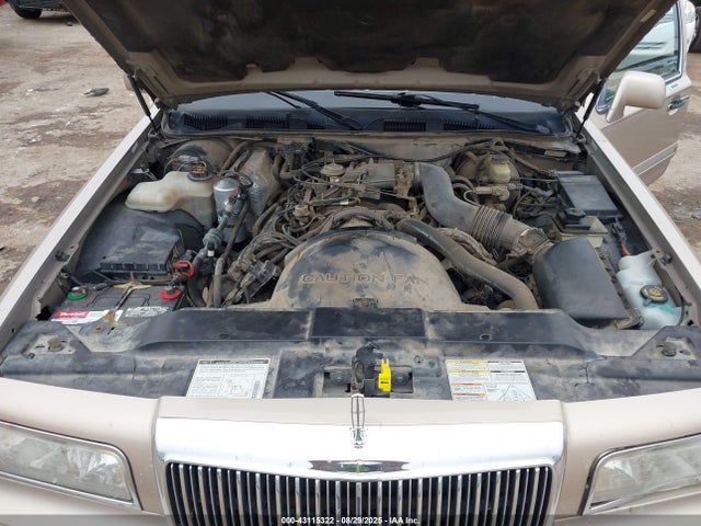 43115322 :رقم المزاد ، 1LNLM81W2VY728233 vin ، 1997 Lincoln Town Car Executive مزاد بيع