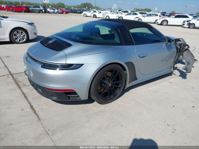 2022 PORSCHE 911 WP0BB2A9XNS232578 Photo 3