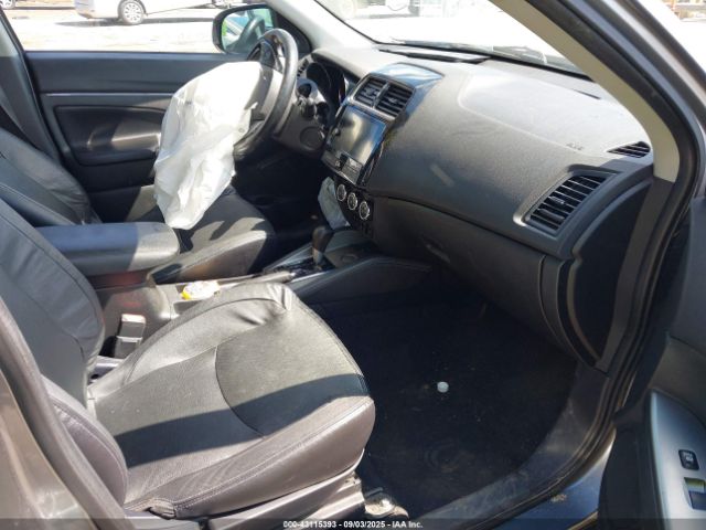 2018 MITSUBISHI OUTLANDER SPORT JA4AP4AW5JU001059 Photo 4