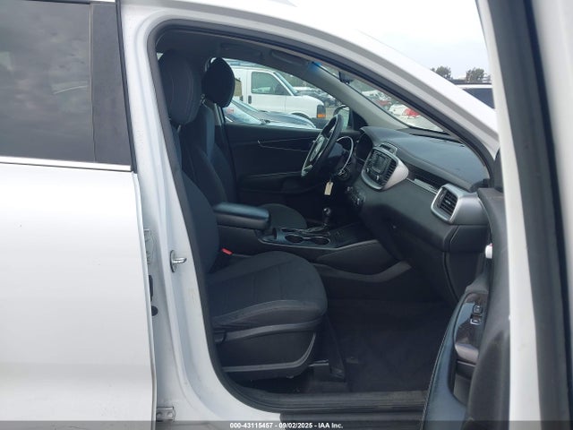 5XYPG4A58HG296774 KIA Sorento
