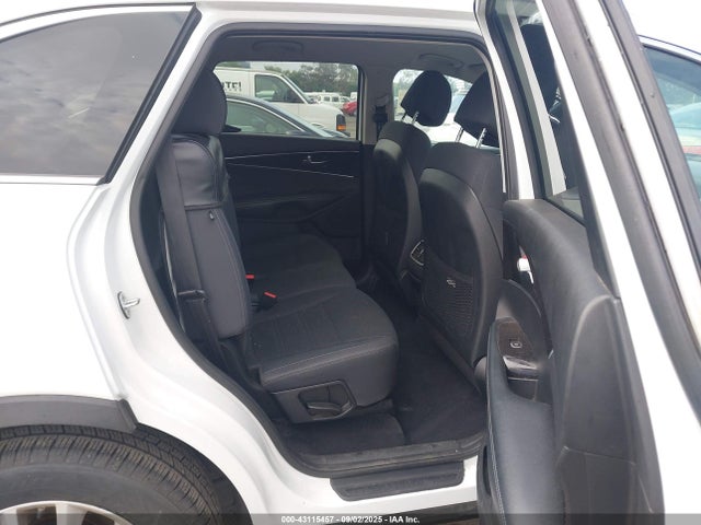 5XYPG4A58HG296774 KIA Sorento