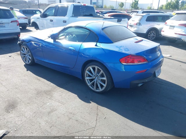BMW Z4 2016 WBALM7C52G5B60282 Image 3