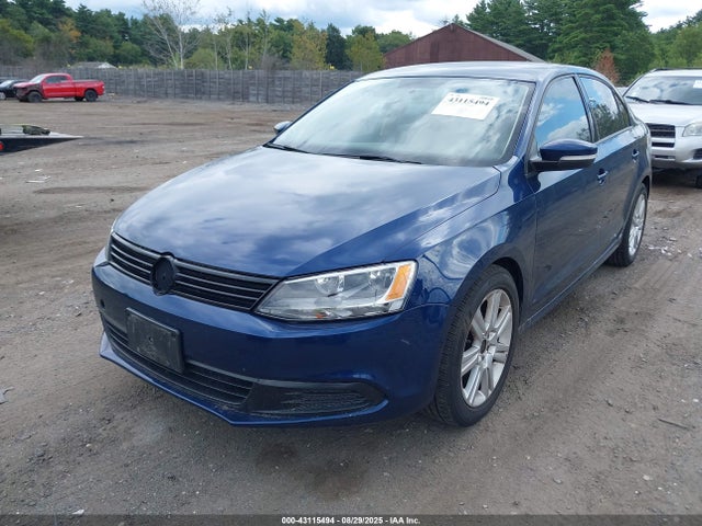 3VWB17AJ9EM443299 Volkswagen Jetta