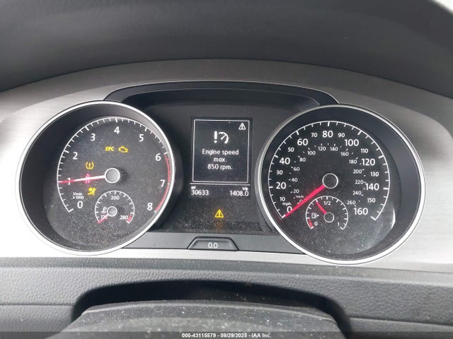 3VW217AUXFM018556 Volkswagen 2015