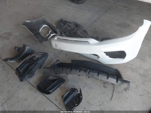 2C3CDXGJ7JH210671 Dodge 2018