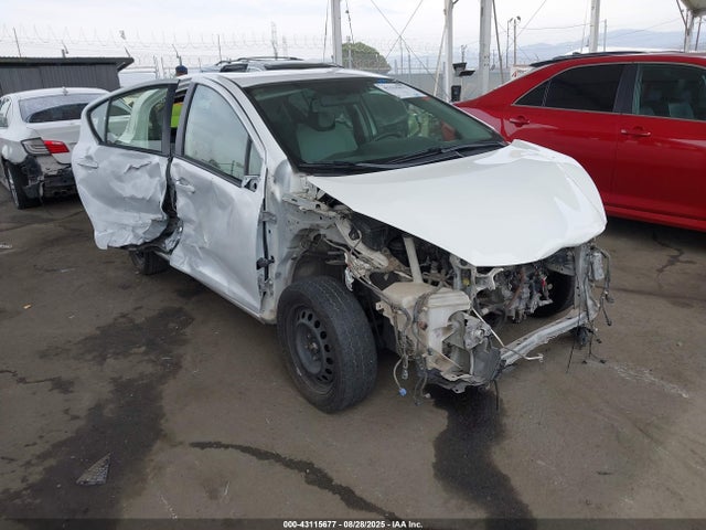 JTDKDTB38E1569024 Toyota 1nz-fxe+1lm