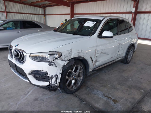 BMW X3 2021 5UXTY5C0XM9E83207 Image 2