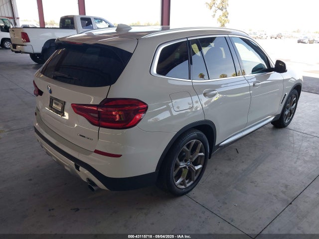 BMW X3 2021 5UXTY5C0XM9E83207 Image 4