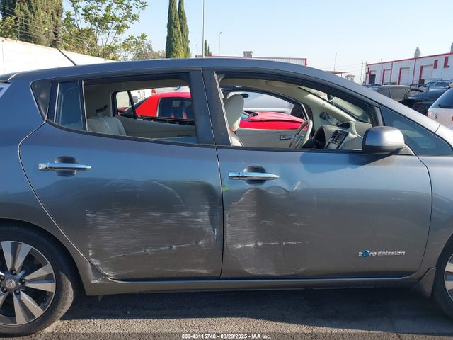 1N4AZ0CP8FC321221 Nissan Leaf