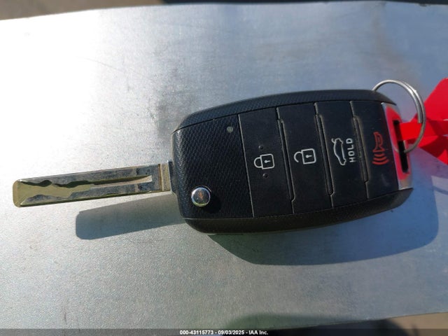 KIA gamma 2016 KNADM4A31G6574813 Image 11