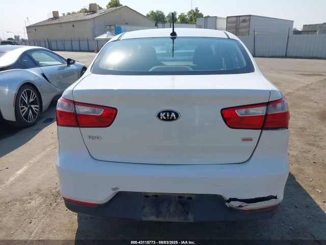 KIA gamma 2016 KNADM4A31G6574813 Image 16