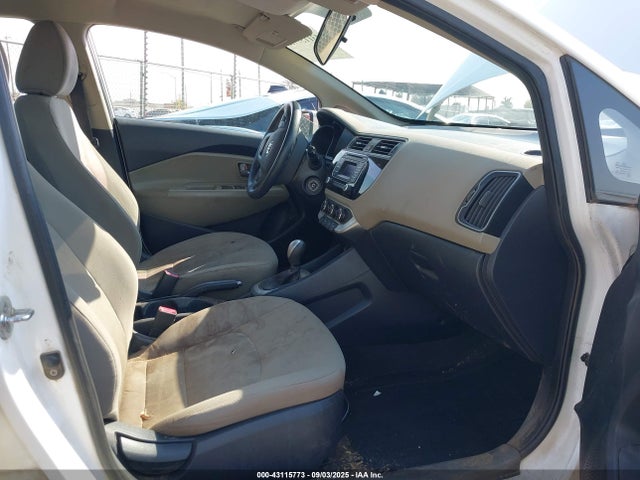 KIA gamma 2016 KNADM4A31G6574813 Image 5