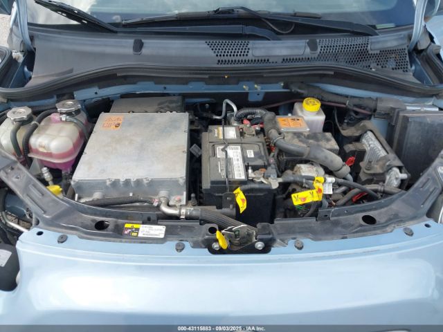 2015 FIAT 500E 3C3CFFGE2FT558514 Photo 9