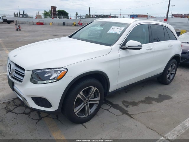 WDC0G4KB1HV008537 Mercedes-Benz m274