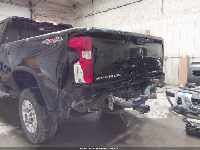 2GC4YNEY1R1131073 Chevrolet l5p
