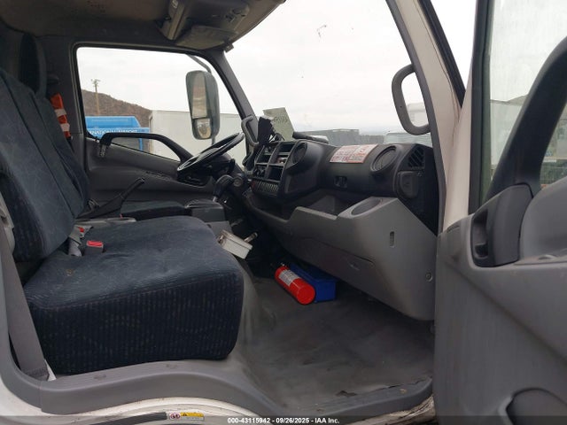 Hino 195 2016 JHHRDM2H4GK003274 Image 32