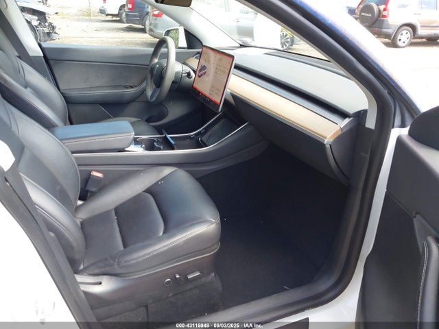 2021 TESLA MODEL Y 5YJYGDEE7MF080625 Photo 4