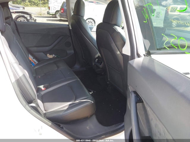 2021 TESLA MODEL Y 5YJYGDEE7MF080625 Photo 7